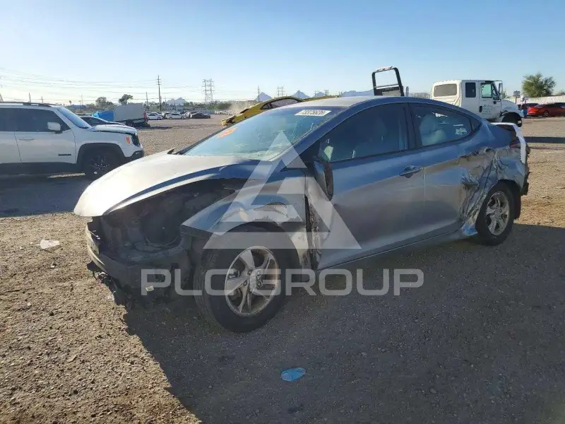 2015 Hyundai Elantra photo