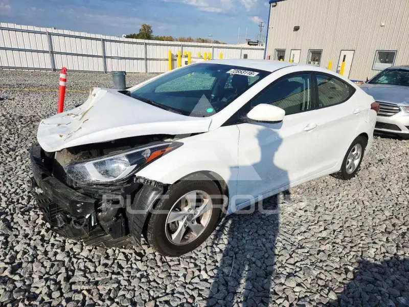 2015 Hyundai Elantra photo