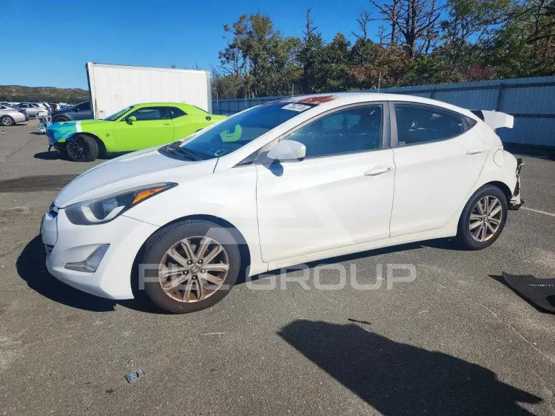 2015 Hyundai Elantra фото