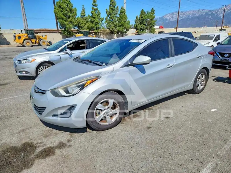 2015 Hyundai Elantra photo