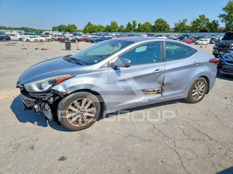 2015 Hyundai Elantra photo