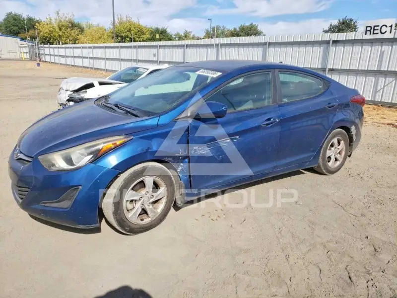 2015 Hyundai Elantra photo
