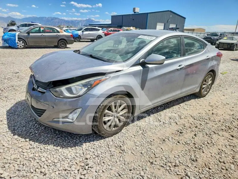 2015 Hyundai Elantra фото