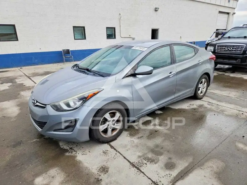 2015 Hyundai Elantra photo