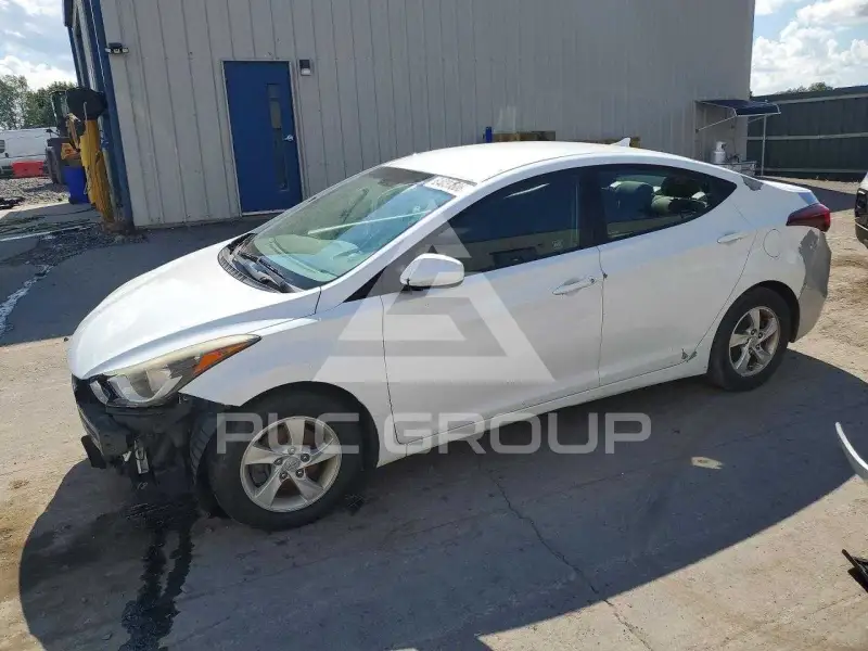 2015 Hyundai Elantra photo