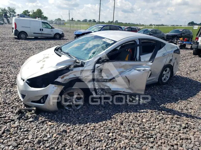 2015 Hyundai Elantra фото