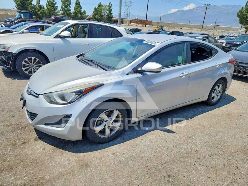 2015 Hyundai Elantra photo