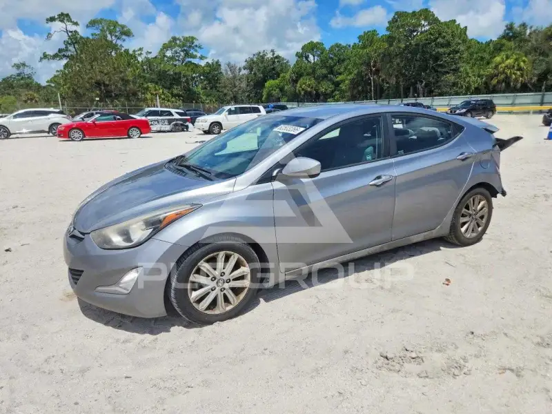 2015 Hyundai Elantra фото