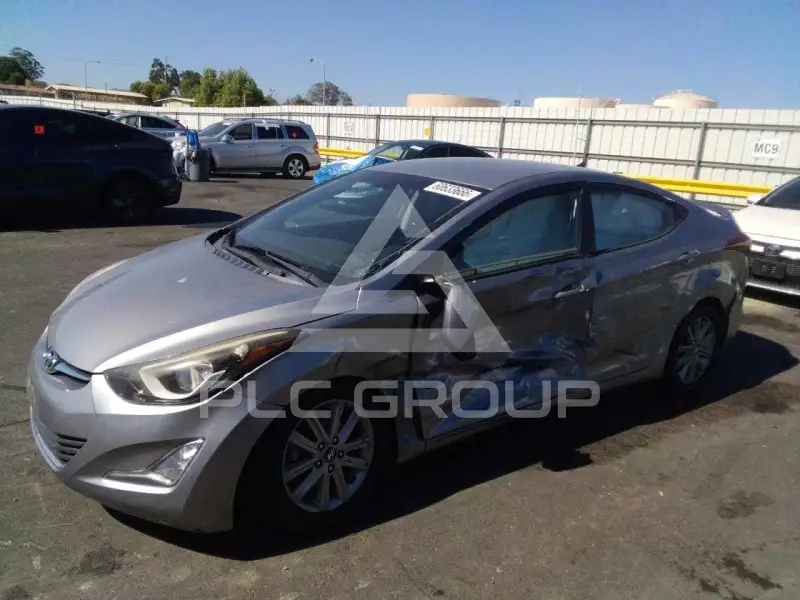 2015 Hyundai Elantra фото