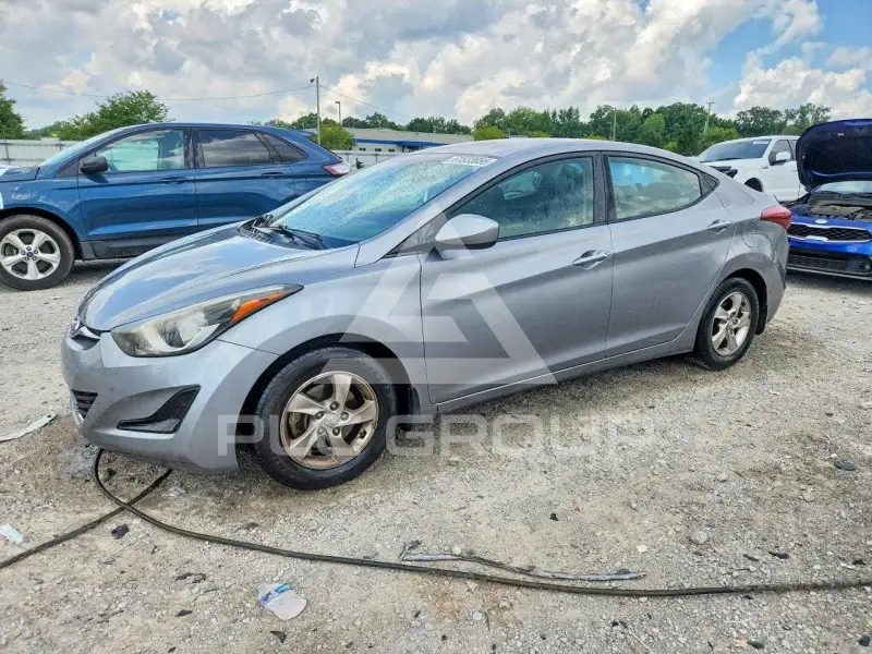 2015 Hyundai Elantra photo