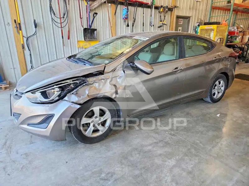 2015 Hyundai Elantra фото