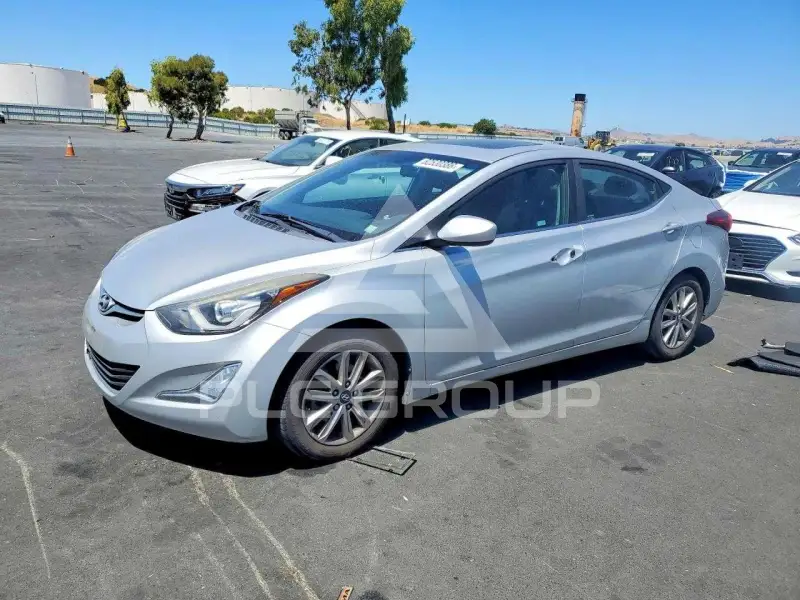 2015 Hyundai Elantra фото