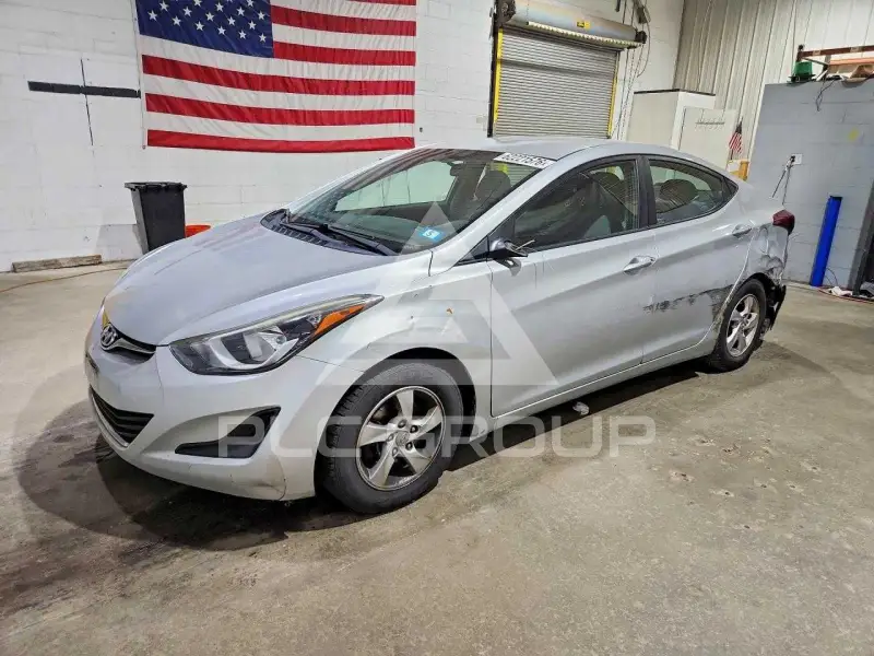 2015 Hyundai Elantra фото