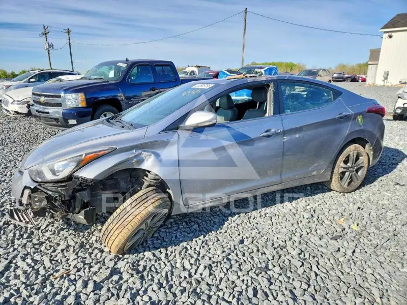 2015 Hyundai Elantra фото