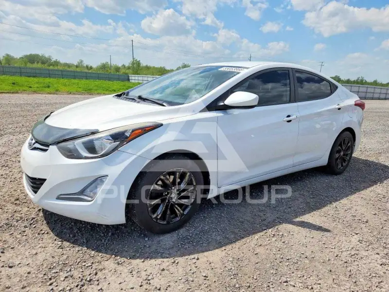 2015 Hyundai Elantra photo