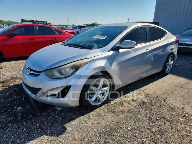 2015 Hyundai Elantra photo