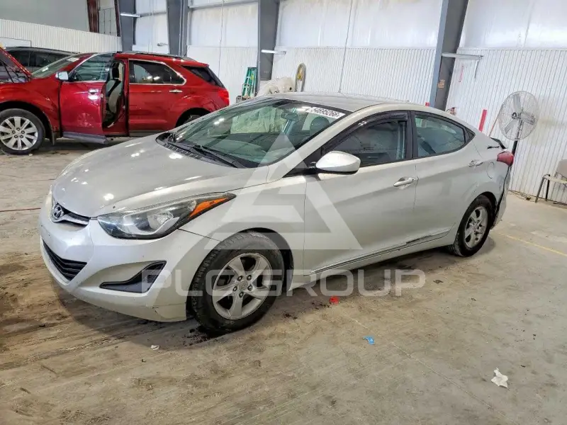 2015 Hyundai Elantra фото