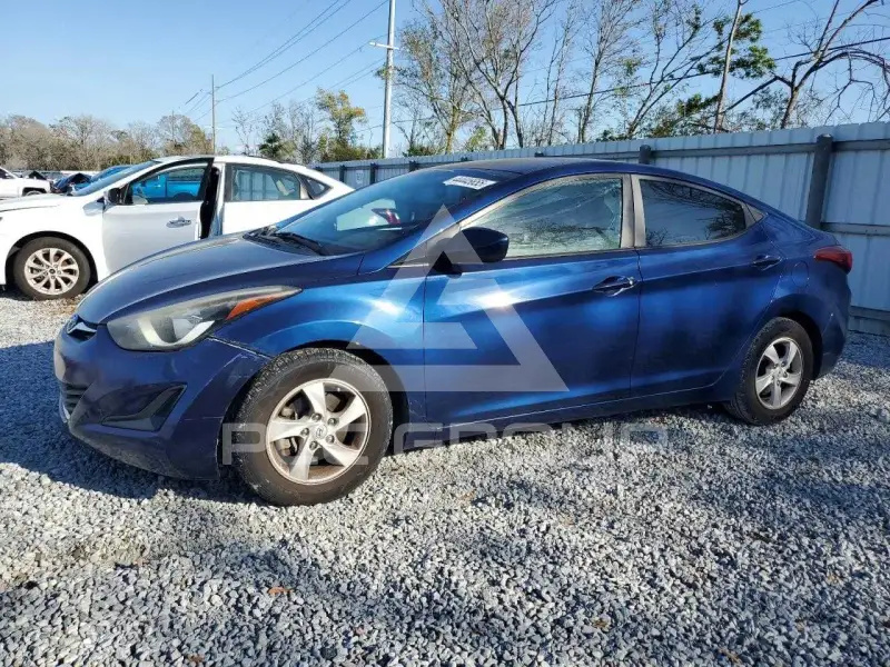 2015 Hyundai Elantra photo