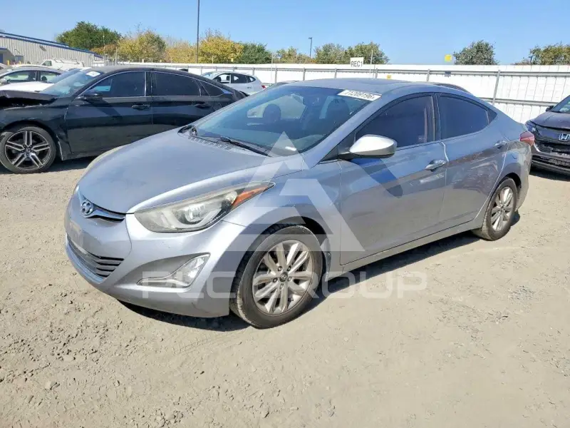 2015 Hyundai Elantra фото