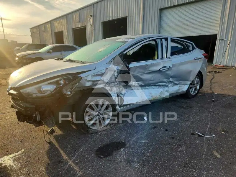 2015 Hyundai Elantra фото