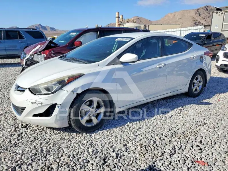 2015 Hyundai Elantra photo