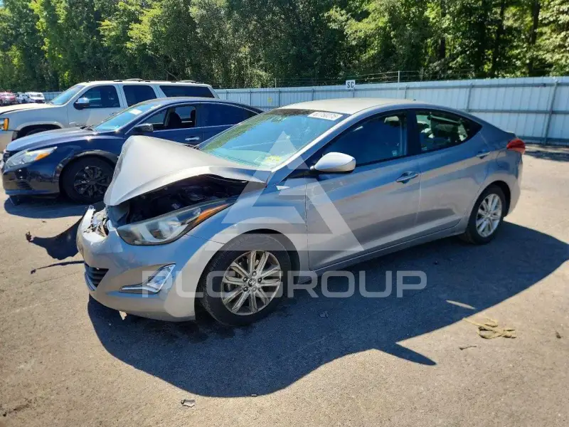 2015 Hyundai Elantra фото