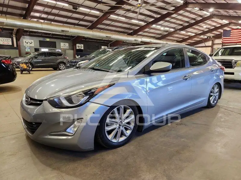 2015 Hyundai Elantra фото