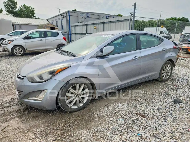2015 Hyundai Elantra photo