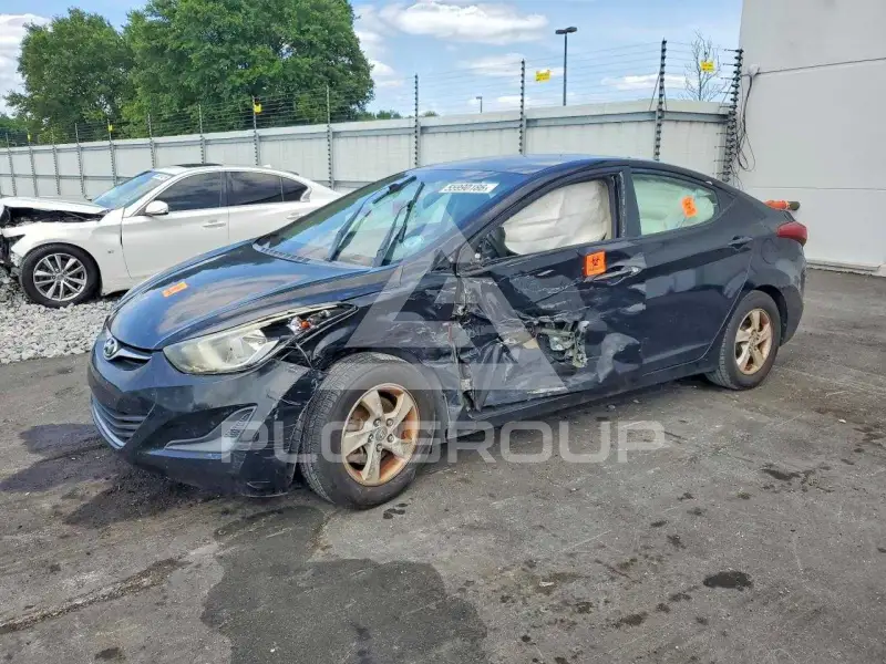 2015 Hyundai Elantra фото