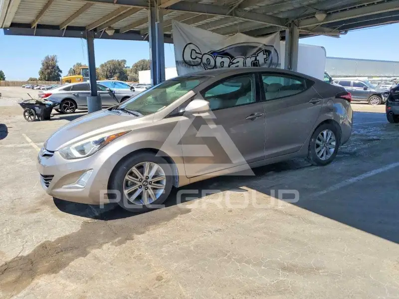 2015 Hyundai Elantra photo