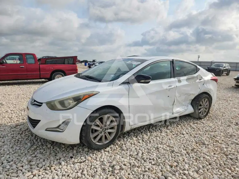 2015 Hyundai Elantra photo