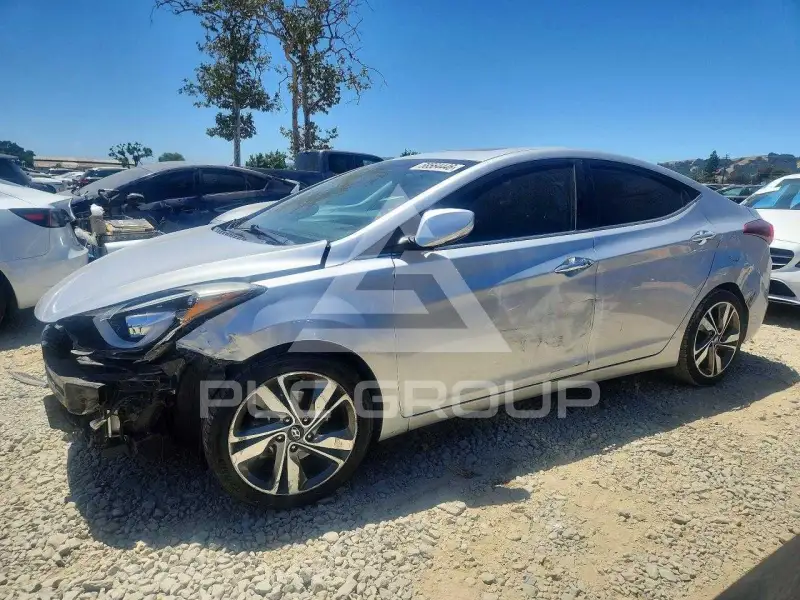 2015 Hyundai Elantra photo