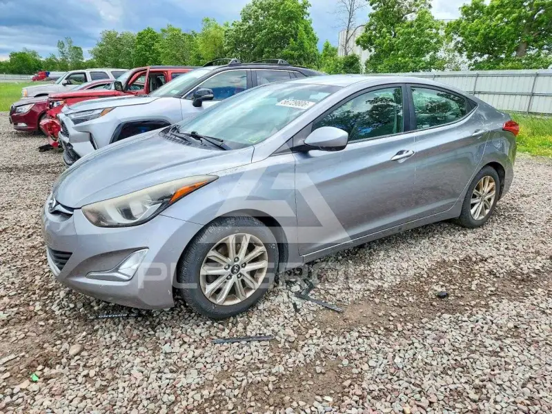 2015 Hyundai Elantra photo