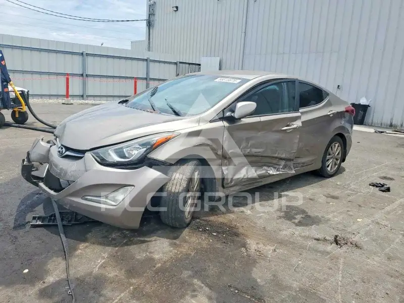 2015 Hyundai Elantra фото