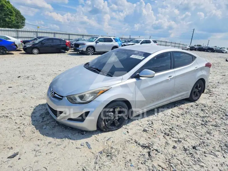 2015 Hyundai Elantra photo