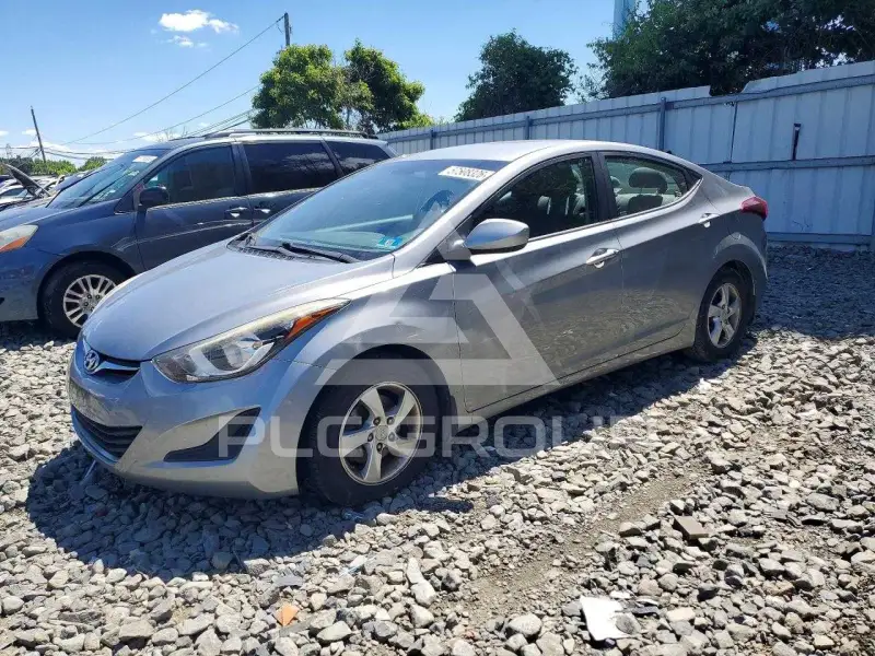 2015 Hyundai Elantra photo
