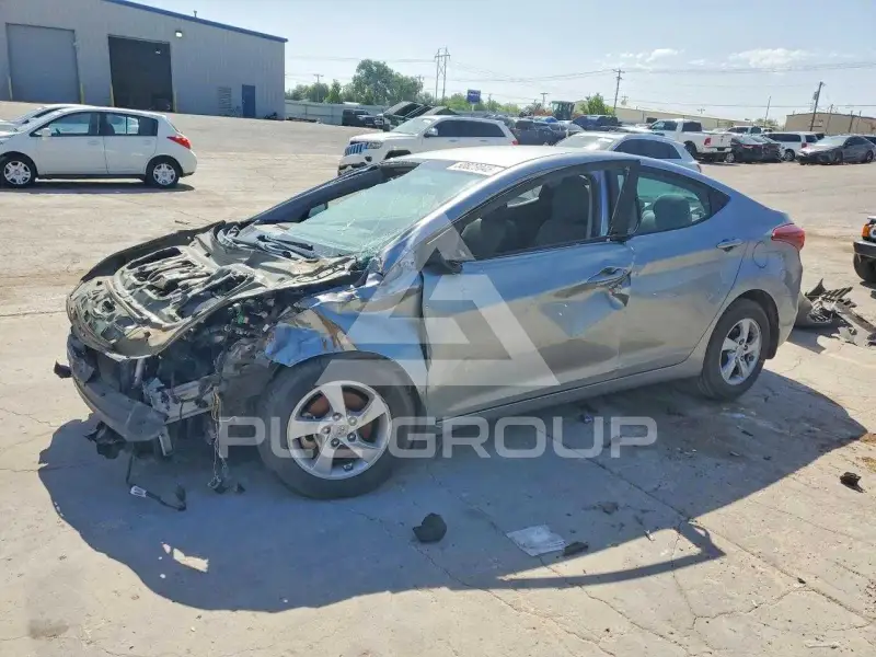 2015 Hyundai Elantra фото