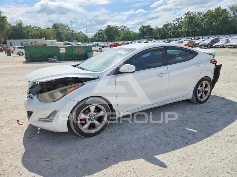 2015 Hyundai Elantra фото