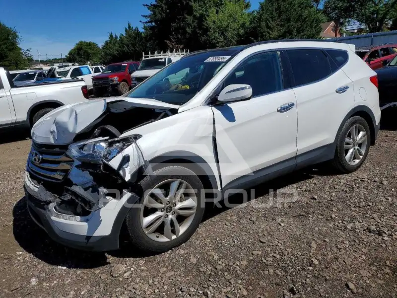 2015 Hyundai Santa Fe photo