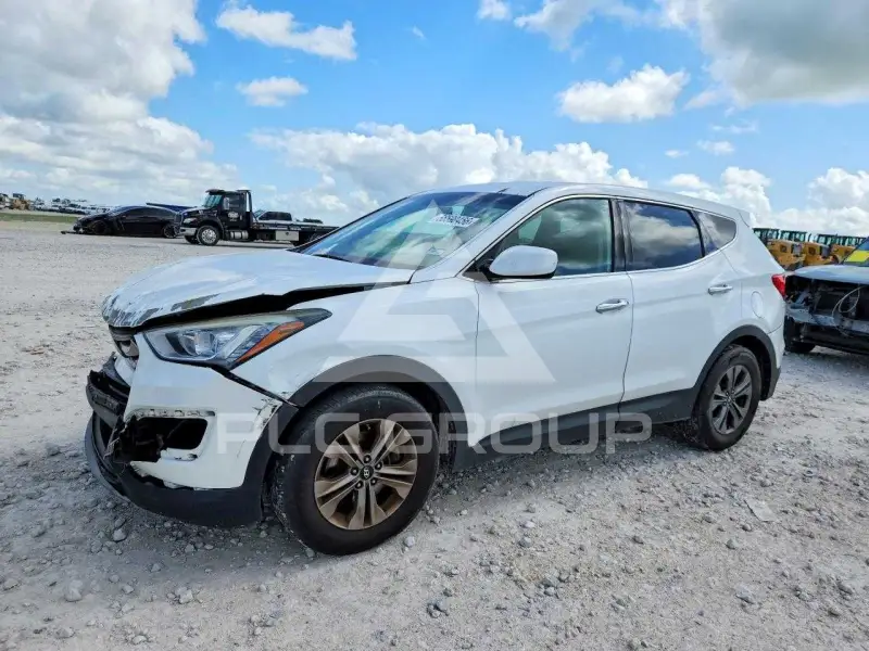 2015 Hyundai Santa Fe photo
