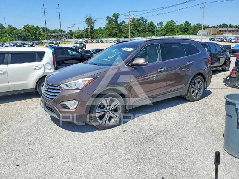 2015 Hyundai Santa Fe photo