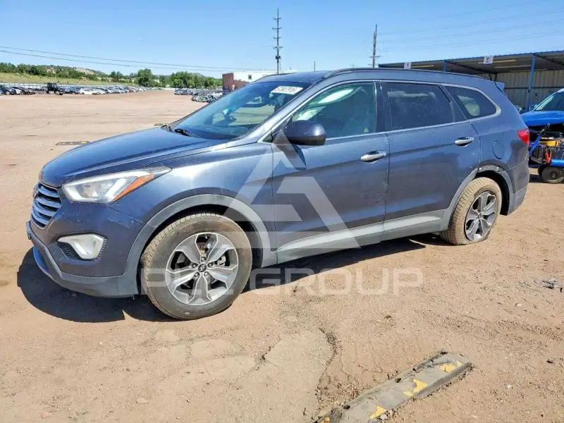 2015 Hyundai Santa Fe photo