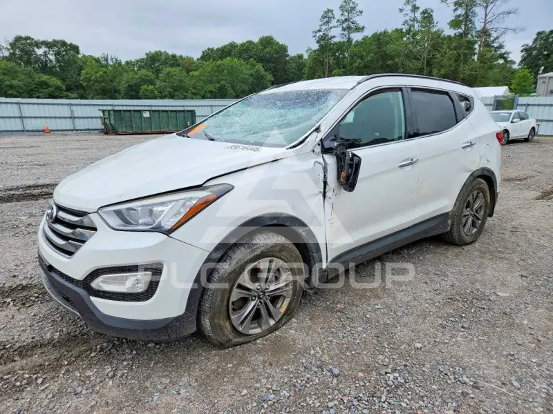 2015 Hyundai Santa Fe photo