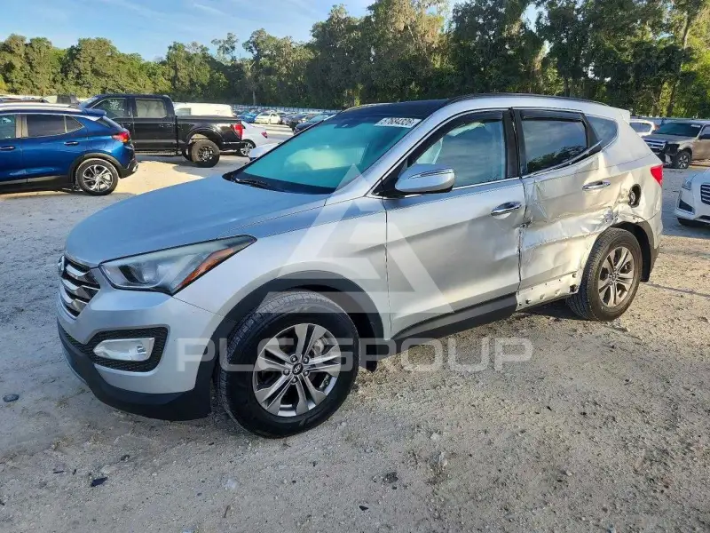 2015 Hyundai Santa Fe photo