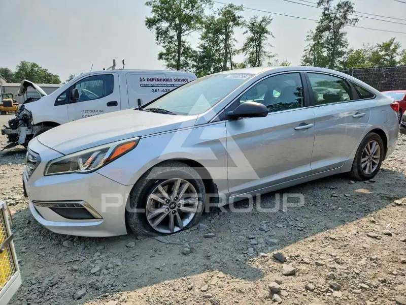 2015 Hyundai Sonata photo