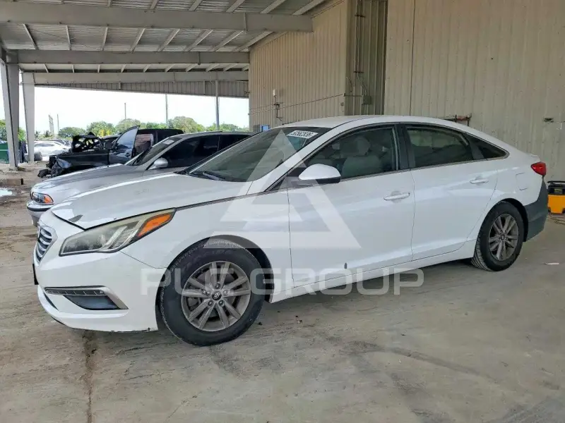 2015 Hyundai Sonata photo