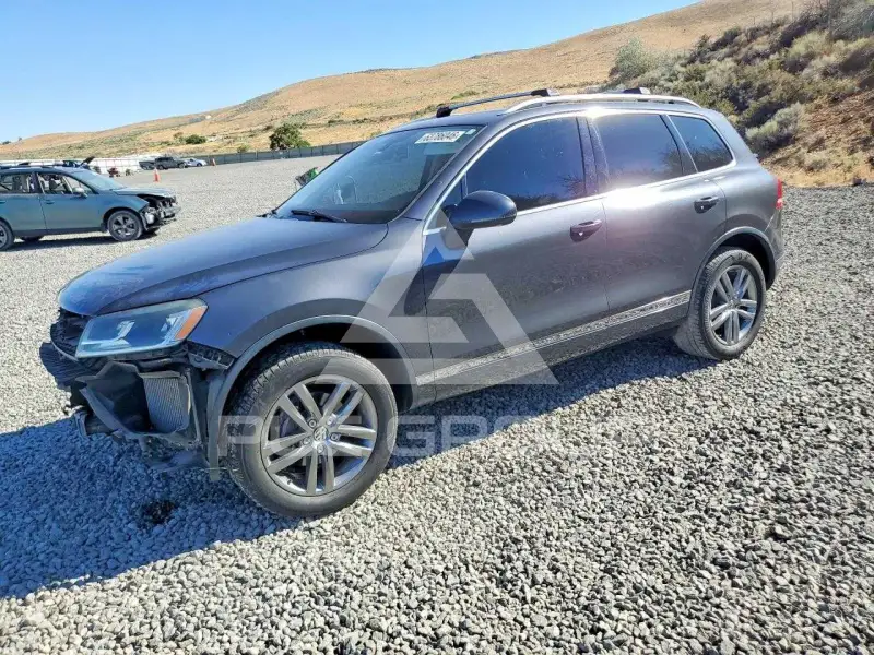 2015 Volkswagen Touareg фото