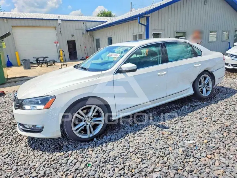 2015 Volkswagen Passat photo