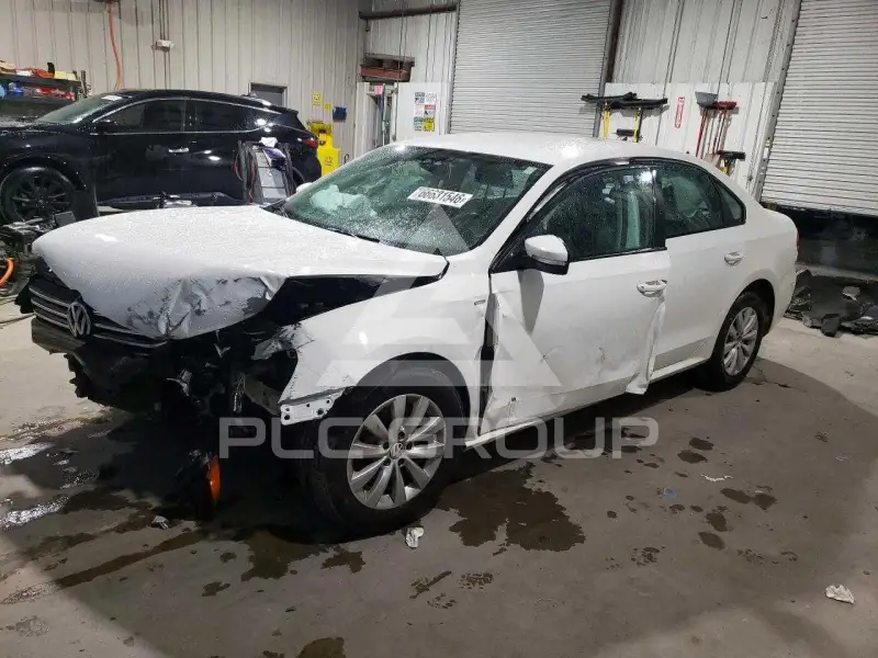 2015 Volkswagen Passat фото