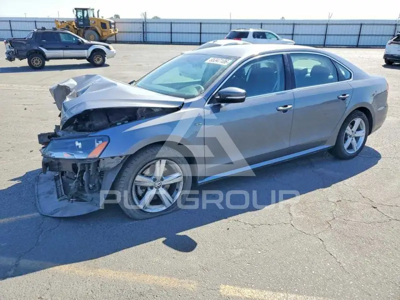 2015 Volkswagen Passat фото